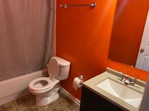 322 Kirby St in Manassas Park, VA - Building Photo - Building Photo