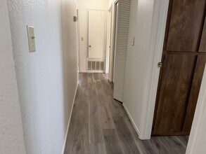 7614 N Colony Wy in Citrus Heights, CA - Building Photo - Building Photo