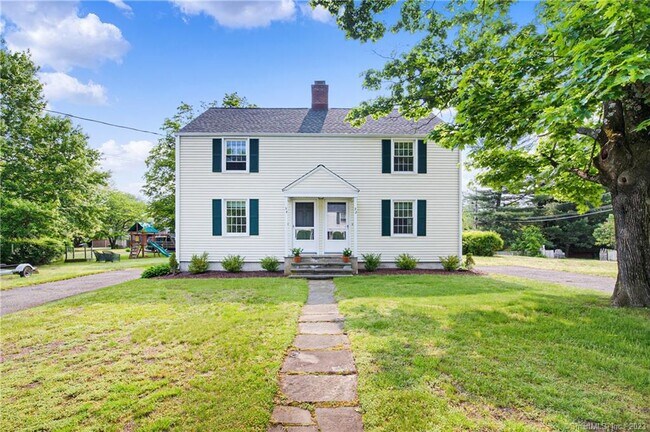 32 Westford Dr in Fairfield, CT - Building Photo - Building Photo