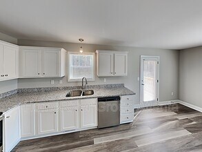 127 Iverson Pl in Temple, GA - Building Photo - Building Photo