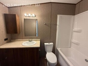 2625 S West St in Wichita, KS - Building Photo - Building Photo