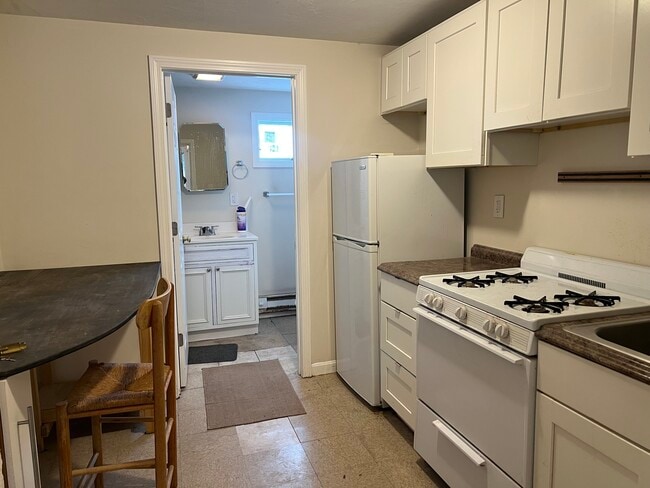 122 Inman St, Unit 3