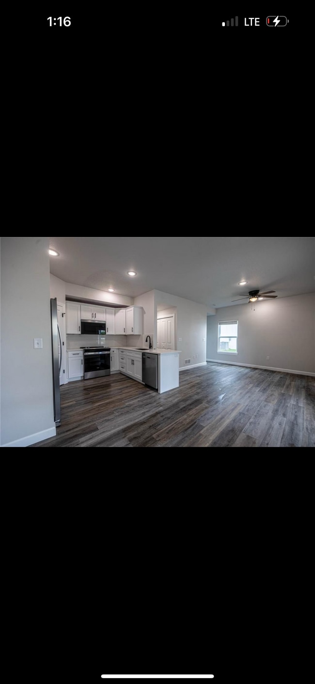 365 SE 70 Rd