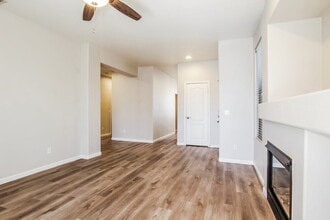 6601 W Lawrence Ln in Glendale, AZ - Building Photo - Building Photo