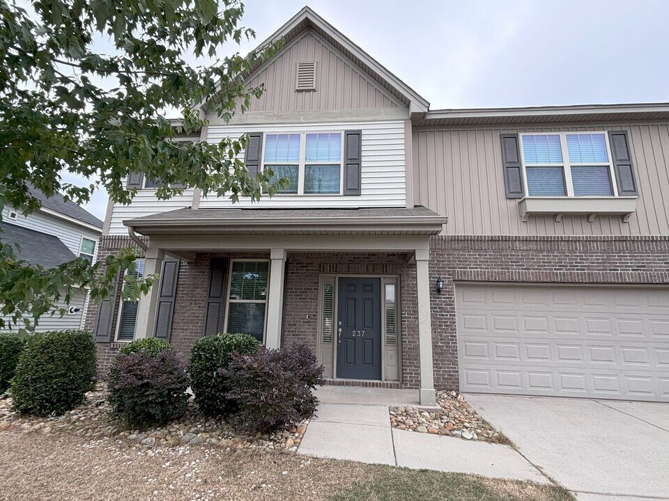 237 Jordan Springs Cir in Columbia, SC - Building Photo