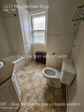 1117 Yellowstone Rd in Cleveland Heights, OH - Foto de edificio - Building Photo