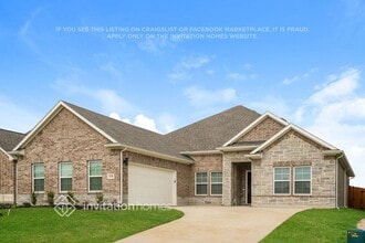 430 Amberville Dr in Red Oak, TX - Building Photo - Building Photo