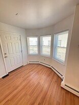 916 S 11th St, Unit 2F in Philadelphia, PA - Building Photo