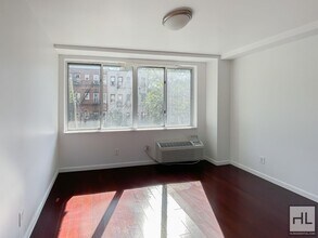 STANHOPE STREET / Spacious 1-Bed 1-Bath / in Brooklyn, NY - Building Photo - Building Photo