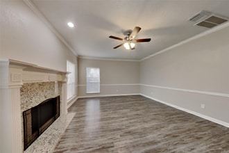 22725367 A in Sugar Land, TX - Building Photo - Building Photo