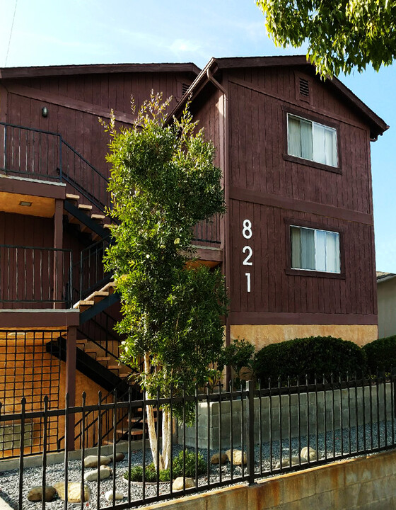 Meyler Apartments in San Pedro, CA - Foto de edificio