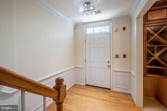 5920 Terrapin Pl in Alexandria, VA - Building Photo - Building Photo