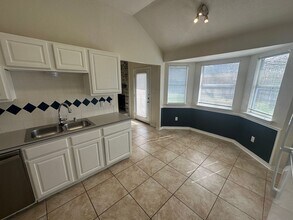 2305 Stratford Dr in Temple, TX - Building Photo - Building Photo