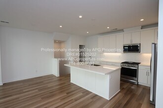1511 W Bushell St in Anaheim, CA - Building Photo - Building Photo