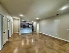 410 E China St in Holliday, TX - Building Photo - Building Photo