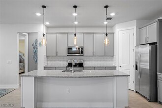 19564 Utopia Ln in Estero, FL - Building Photo - Building Photo