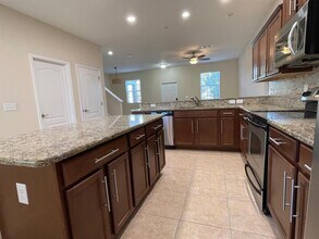 9008 Savannah Magnolia Ln in Orlando, FL - Building Photo - Building Photo