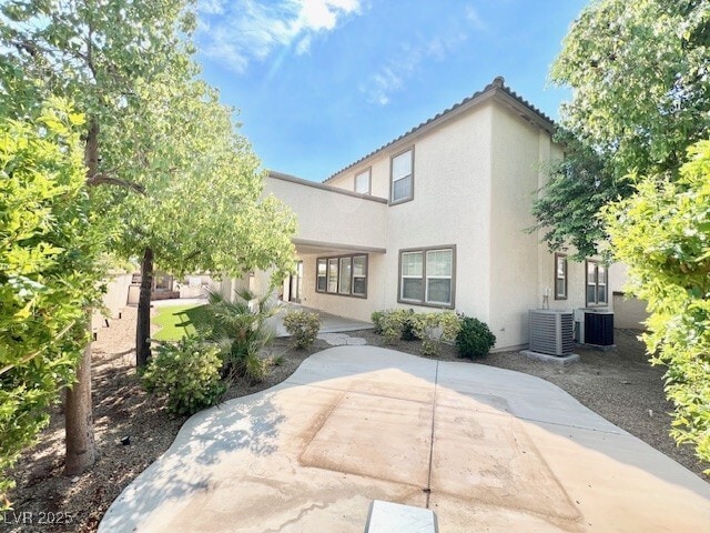 property at 18 Blue Valley Dr