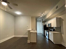 2727 Houston Ave in Houston, TX - Building Photo