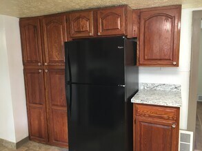 2947 Chenoweth Rd in Akron, OH - Building Photo - Building Photo