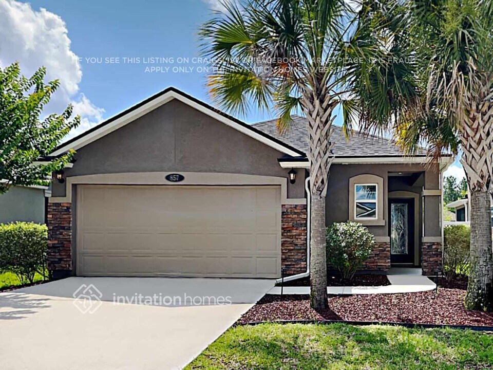 857 Glendale Ln in Orange Park, FL - Building Photo