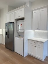 8636 Aqueduct Ave in North Hills, CA - Building Photo - Building Photo