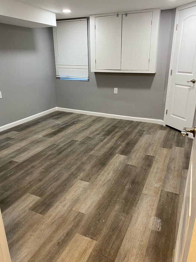 6 S Franklintown Rd, Unit 3F in Baltimore, MD - Building Photo - Building Photo