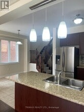 7 Vinewood Rd in Caledon, ON - Building Photo - Building Photo