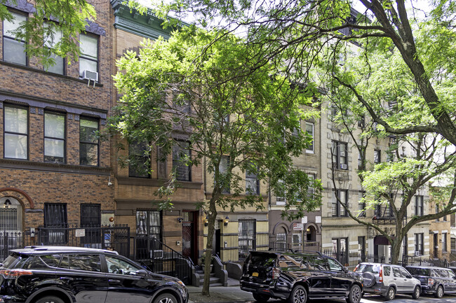 632 West 138th Street in New York, NY - Foto de edificio - Building Photo