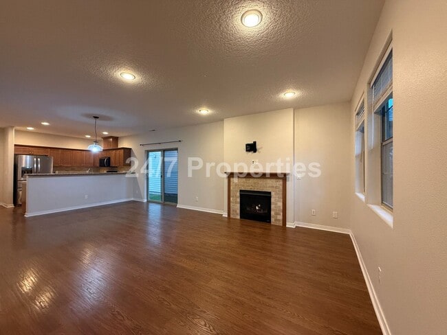 10991 SW Stockholm Dr in Wilsonville, OR - Foto de edificio - Building Photo