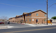 2801 12th St NW in Albuquerque, NM - Foto de edificio - Building Photo