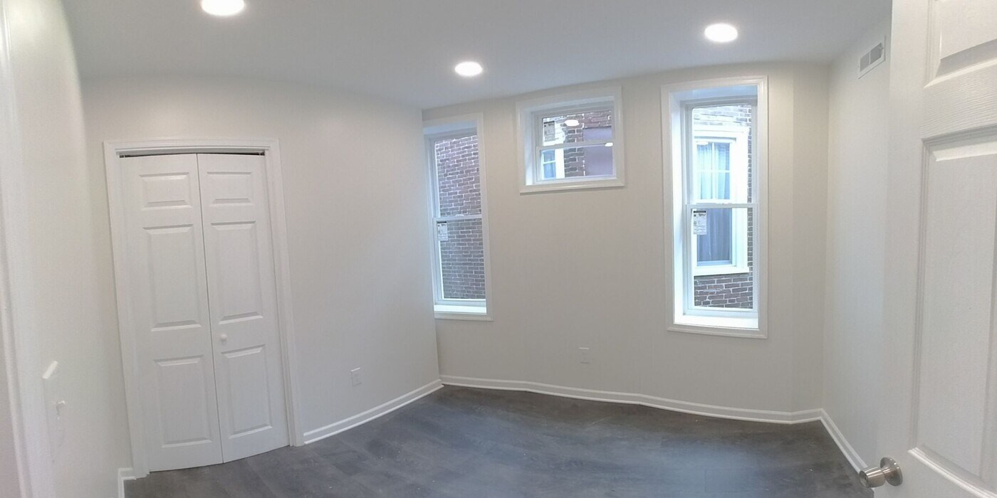 1117 S Wilton St in Philadelphia, PA - Building Photo