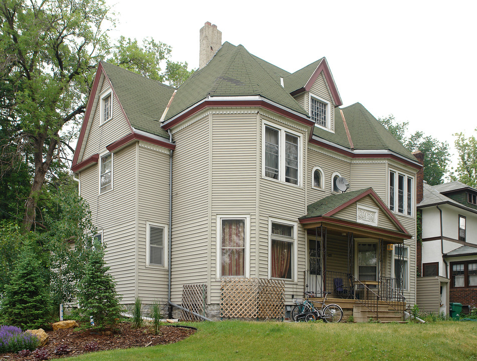 2177 Knapp St in St. Paul, MN - Foto de edificio