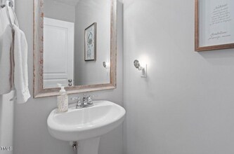 5912 Hourglass Ct in Raleigh, NC - Building Photo - Building Photo