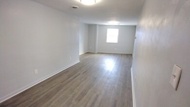 1712 Lowrie St in Pittsburgh, PA - Building Photo - Building Photo