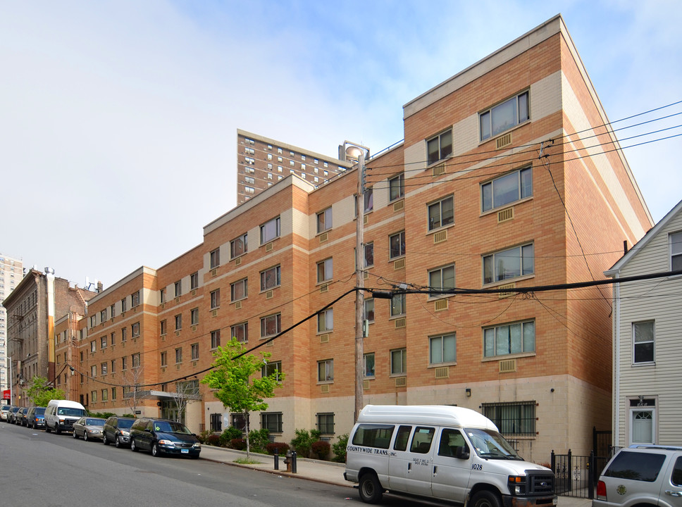 Courtlandt Avenue Apartments in Bronx, NY - Building Photo