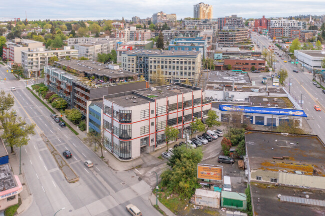 Da Vinci in Vancouver, BC - Building Photo - Building Photo