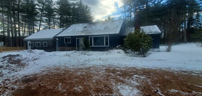 83 Mason Rd in Townsend, MA - Building Photo - Building Photo
