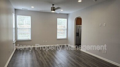 5108 Mabe Dr in Holly Springs, NC - Building Photo - Building Photo