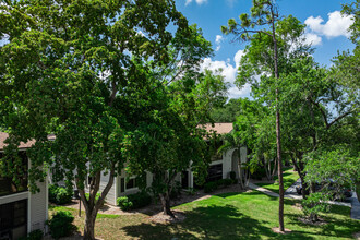 Summerlin Woods in Ft. Myers, FL - Building Photo - Building Photo