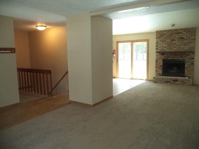 1145 Melrose Ave in Iowa City, IA - Building Photo - Building Photo