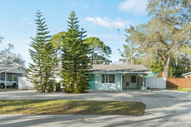 2431 Prospect St in Sarasota, FL - Building Photo - Building Photo
