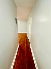 68 Elmwood Ave, Unit B in East Orange, NJ - Building Photo - Building Photo