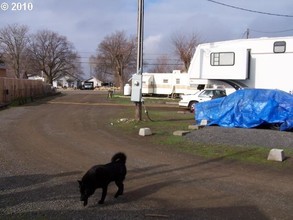 Bldg 2 in Milton-Freewater, OR - Building Photo - Other