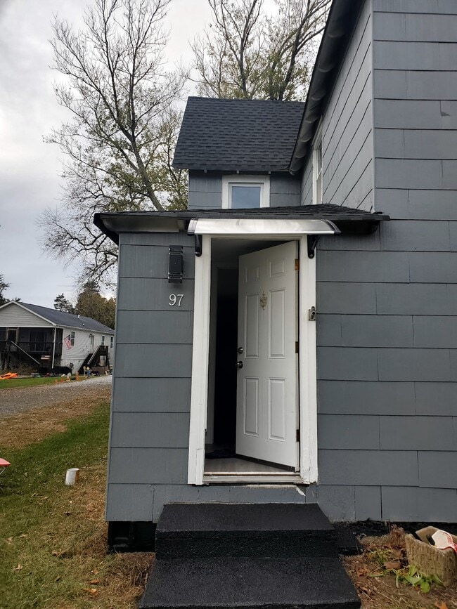 97 n maple ave in Tuckerton, NJ - Building Photo - Building Photo