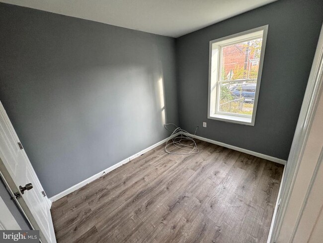 property at 1712 R St SE