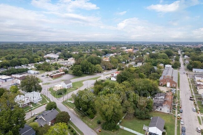 105 Indiana Ln in Petersburg, VA - Building Photo - Building Photo