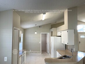 8467 Fort Clinch Ave in Orlando, FL - Building Photo - Building Photo