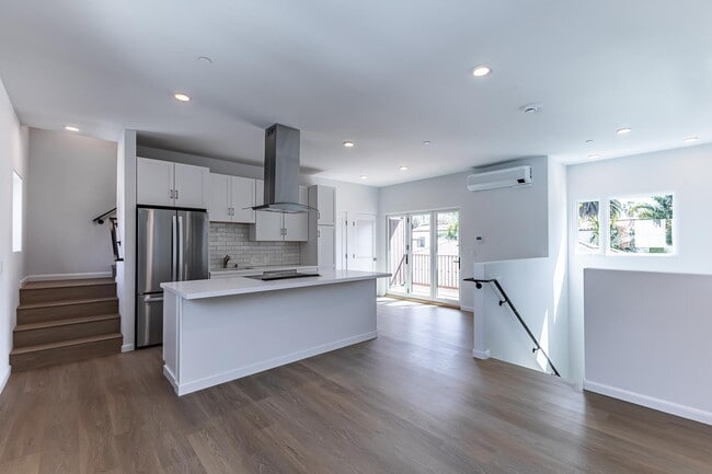 property at 1230 San Andres St