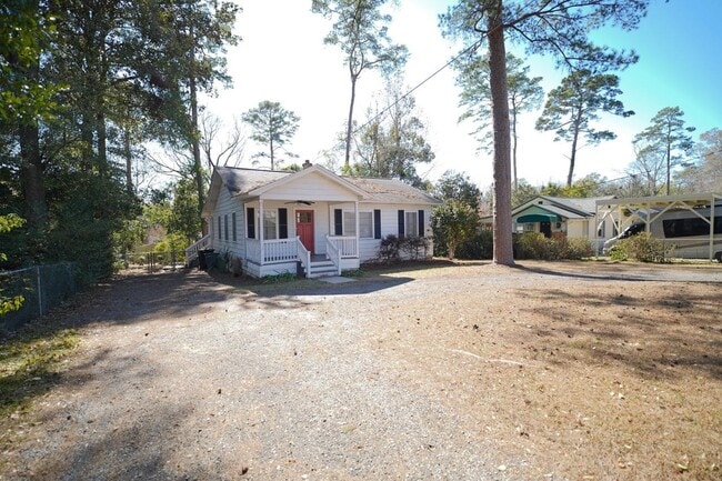 525 Truett Dr in Tallahassee, FL - Building Photo - Building Photo